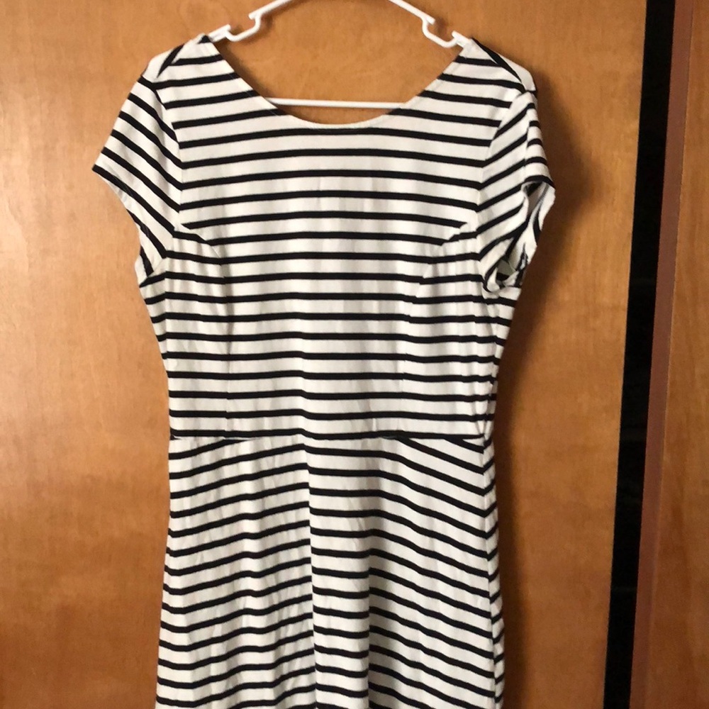 Old Navy flared dress
